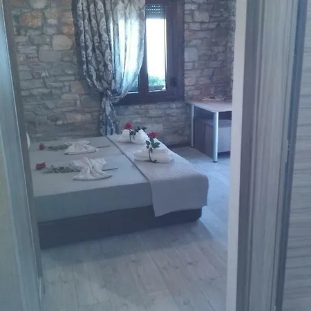 Anna Apartment *