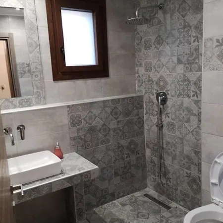 Anna Apartment *